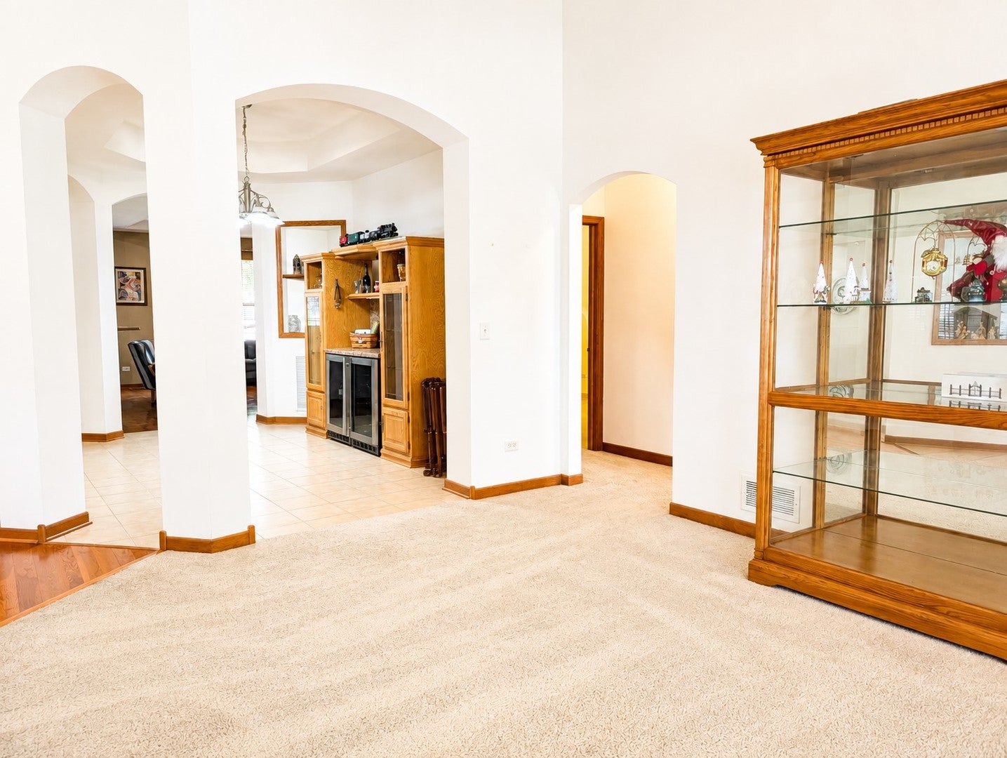 14527 Colonial Parkway