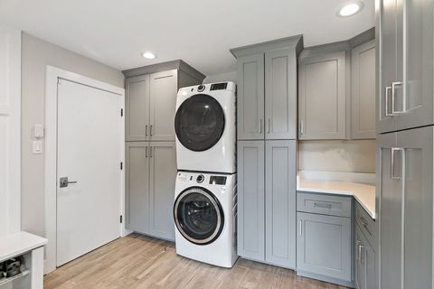 Tiny photo for 7511 Fairway Drive, Lakewood, IL 60014 (MLS # 12491064)
