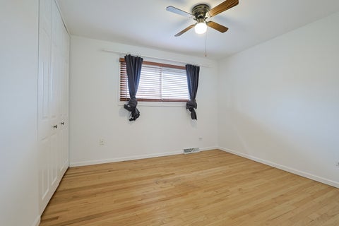 Tiny photo for 924 N Milwaukee Avenue #D, Libertyville, IL 60048 (MLS # 12734555)