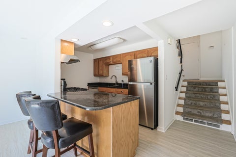 Tiny photo for 924 N Milwaukee Avenue #D, Libertyville, IL 60048 (MLS # 12734555)