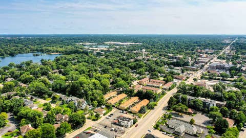 Tiny photo for 924 N Milwaukee Avenue #D, Libertyville, IL 60048 (MLS # 12734555)