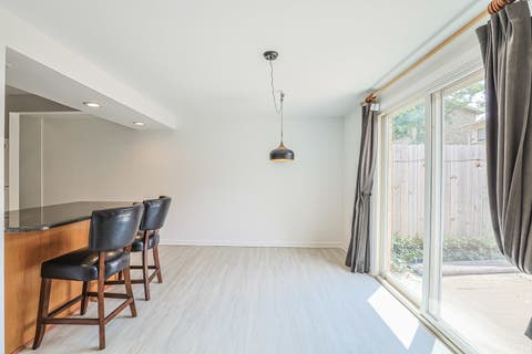 Tiny photo for 924 N Milwaukee Avenue #D, Libertyville, IL 60048 (MLS # 12734555)