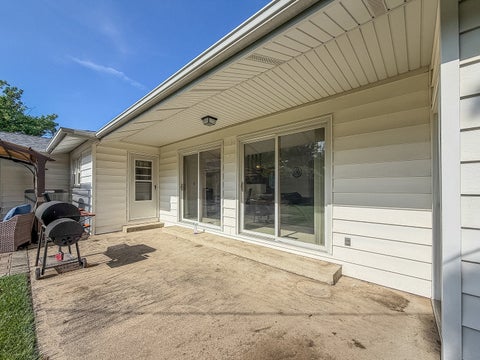 Tiny photo for 2112 Plymouth Drive, Champaign, IL 61821 (MLS # 12665652)