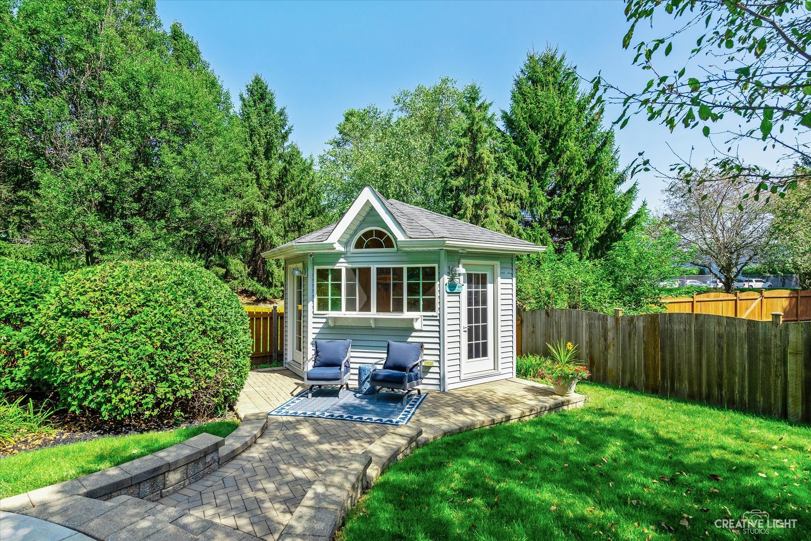 354 Kensington Drive