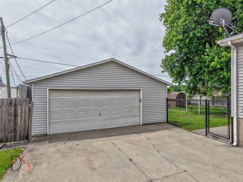 Tiny photo for 215 Desoto Street, Ottawa, IL 61350 (MLS # 12661067)
