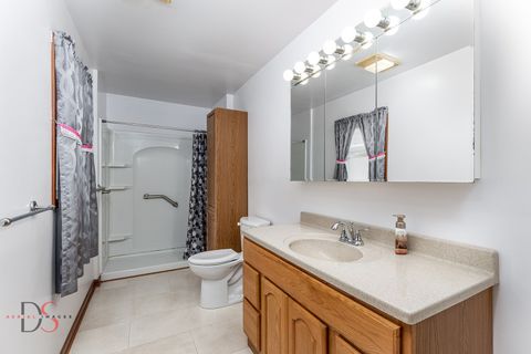 Tiny photo for 215 Desoto Street, Ottawa, IL 61350 (MLS # 12661067)