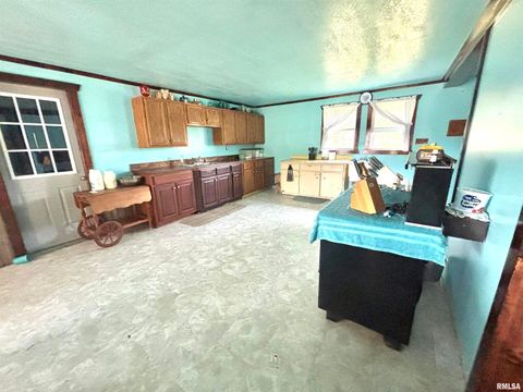 Tiny photo for 257 County Highway 16, Xenia, IL 62899 (MLS # EB459122)