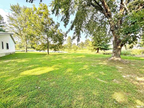 Tiny photo for 257 County Highway 16, Xenia, IL 62899 (MLS # EB459122)