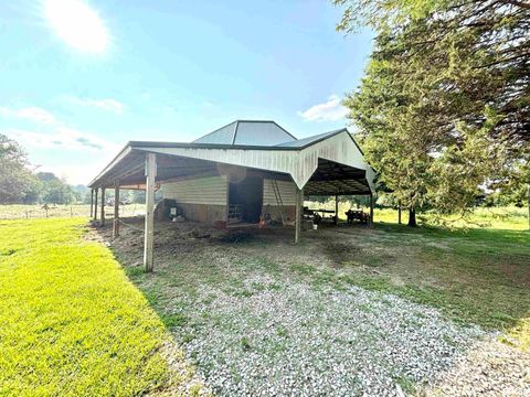 Tiny photo for 257 County Highway 16, Xenia, IL 62899 (MLS # EB459122)