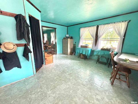 Tiny photo for 257 County Highway 16, Xenia, IL 62899 (MLS # EB459122)