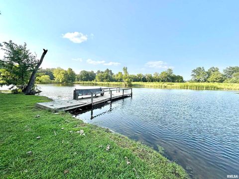 Tiny photo for 257 County Highway 16, Xenia, IL 62899 (MLS # EB459122)