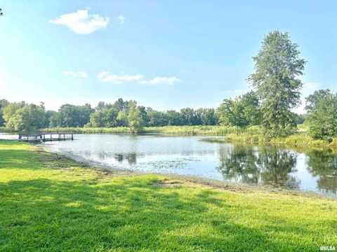 Tiny photo for 257 County Highway 16, Xenia, IL 62899 (MLS # EB459122)