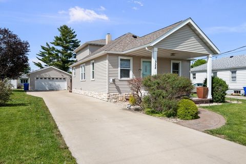 Photo of 328 E South Street, Kewanee, IL 61443 (MLS # 12654846)