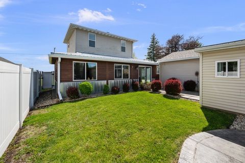 Tiny photo for 328 E South Street, Kewanee, IL 61443 (MLS # 12654846)