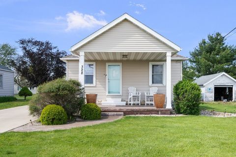 Tiny photo for 328 E South Street, Kewanee, IL 61443 (MLS # 12654846)