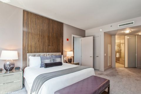 Tiny photo for 401 N Wabash Avenue #2526, Chicago, IL 60611 (MLS # 12305216)