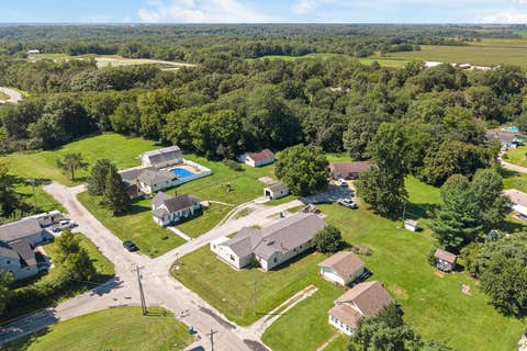 Tiny photo for 101 E 7th Street, Sherrard, IL 61281 (MLS # 12730005)