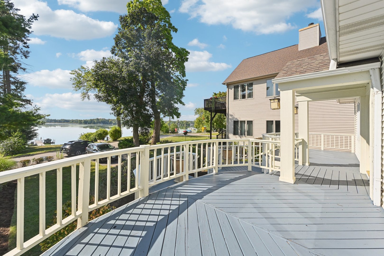 25018 W Lake Shore Drive