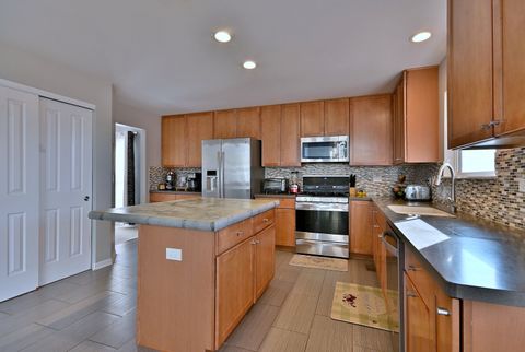 Tiny photo for 579 Homestead Court, Aurora, IL 60506 (MLS # 12576700)