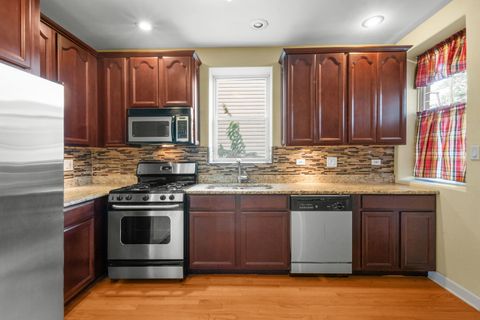 Tiny photo for 6742 S CLYDE Avenue #1S, Chicago, IL 60649 (MLS # 12519374)