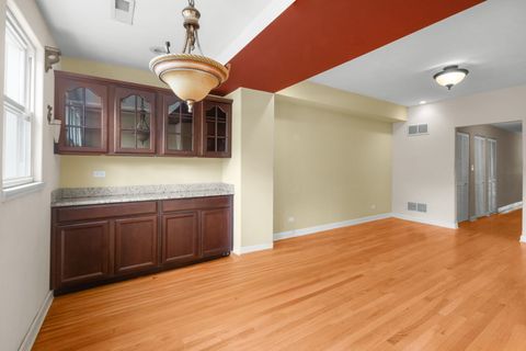Tiny photo for 6742 S CLYDE Avenue #1S, Chicago, IL 60649 (MLS # 12519374)
