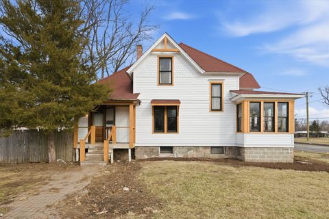 Tiny photo for 605 N Seminary Avenue, Woodstock, IL 60098 (MLS # 12570514)