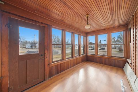 Tiny photo for 605 N Seminary Avenue, Woodstock, IL 60098 (MLS # 12570514)