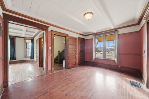 Tiny photo for 605 N Seminary Avenue, Woodstock, IL 60098 (MLS # 12570514)