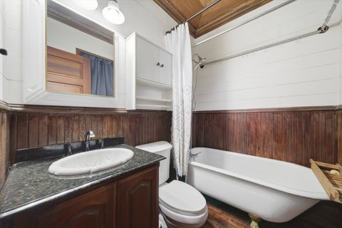 Tiny photo for 605 N Seminary Avenue, Woodstock, IL 60098 (MLS # 12570514)