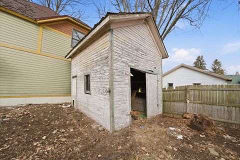 Tiny photo for 605 N Seminary Avenue, Woodstock, IL 60098 (MLS # 12570514)
