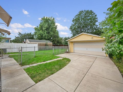 Tiny photo for 1532 Cleveland Avenue, La Grange Park, IL 60526 (MLS # 12765351)