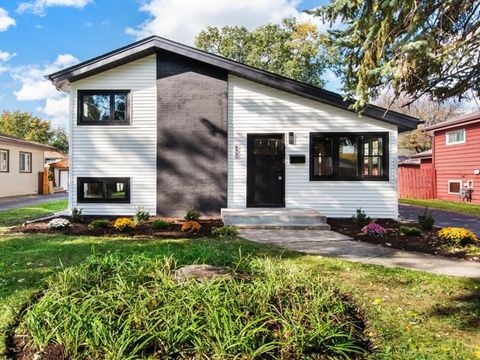 Photo of 600 N IOWA Avenue, Villa Park, IL 60181 (MLS # 12524386)