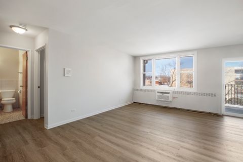 Tiny photo for 8712 Skokie Boulevard #3L, Skokie, IL 60076 (MLS # 12536242)