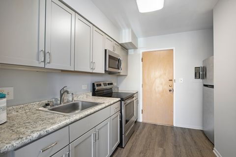 Tiny photo for 8712 Skokie Boulevard #3L, Skokie, IL 60076 (MLS # 12536242)