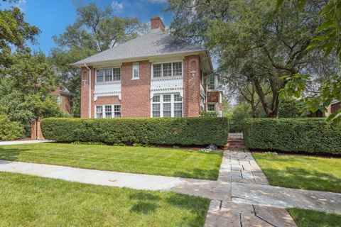 406 Linden Avenue Oak Park IL 60302