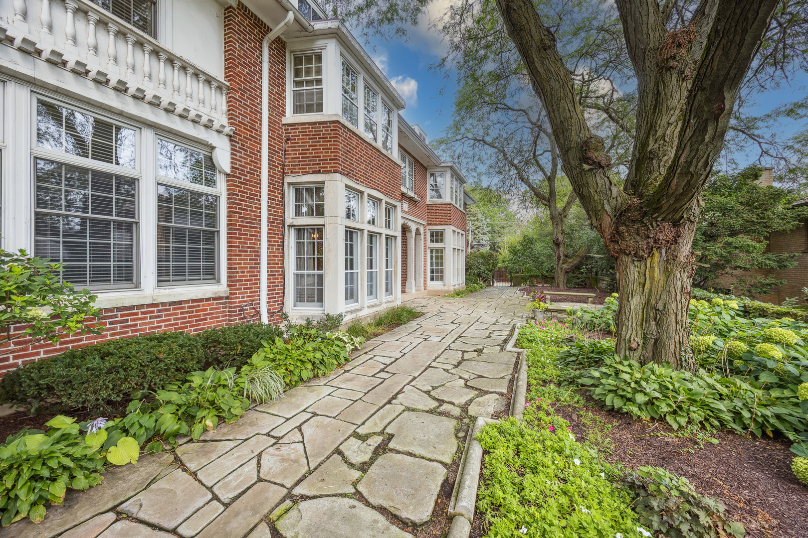 406 Linden Avenue