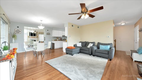 Tiny photo for 1312 Sandhurst Lane #1312, South Elgin, IL 60177 (MLS # 12772583)