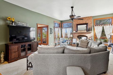 Tiny photo for 5592 Jennifer Court, Yorkville, IL 60560 (MLS # 12507049)