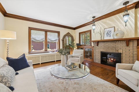 Tiny photo for 411 N Belmont Avenue, Arlington Heights, IL 60004 (MLS # 12759863)