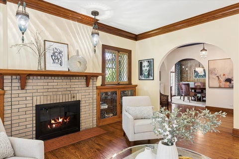 Tiny photo for 411 N Belmont Avenue, Arlington Heights, IL 60004 (MLS # 12759863)