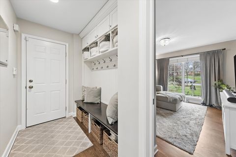 Tiny photo for 156 Sunset Avenue, Glen Ellyn, IL 60137 (MLS # 12590585)