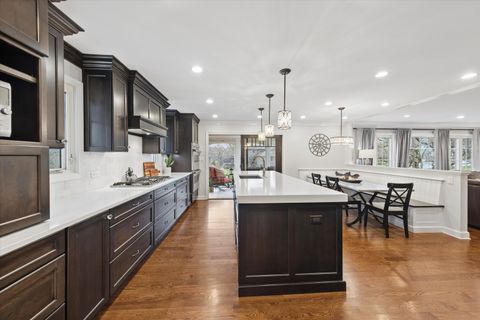 Tiny photo for 156 Sunset Avenue, Glen Ellyn, IL 60137 (MLS # 12590585)