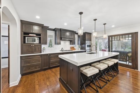 Tiny photo for 156 Sunset Avenue, Glen Ellyn, IL 60137 (MLS # 12590585)