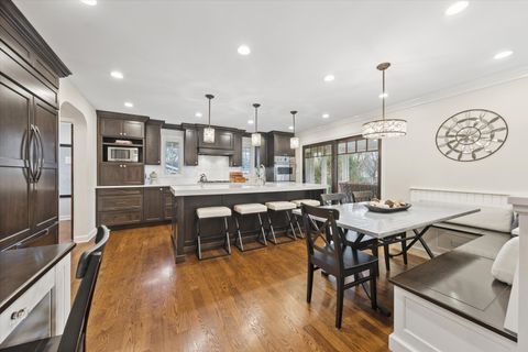 Tiny photo for 156 Sunset Avenue, Glen Ellyn, IL 60137 (MLS # 12590585)