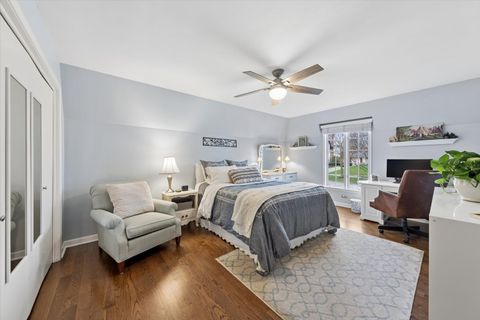 Tiny photo for 156 Sunset Avenue, Glen Ellyn, IL 60137 (MLS # 12590585)