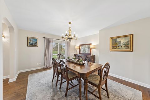 Tiny photo for 156 Sunset Avenue, Glen Ellyn, IL 60137 (MLS # 12590585)