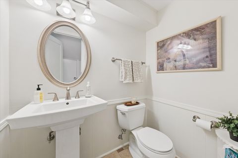 Tiny photo for 156 Sunset Avenue, Glen Ellyn, IL 60137 (MLS # 12590585)