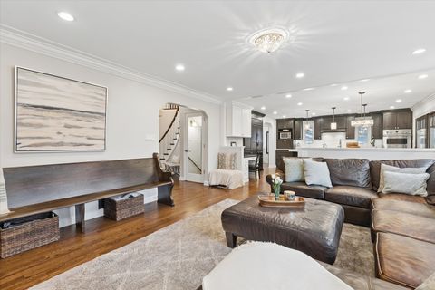 Tiny photo for 156 Sunset Avenue, Glen Ellyn, IL 60137 (MLS # 12590585)