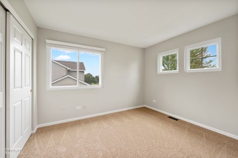 Tiny photo for 508 Foxborough Trail, Bolingbrook, IL 60440 (MLS # 12458483)