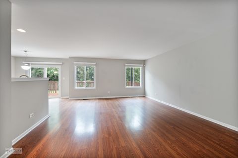 Tiny photo for 508 Foxborough Trail, Bolingbrook, IL 60440 (MLS # 12458483)